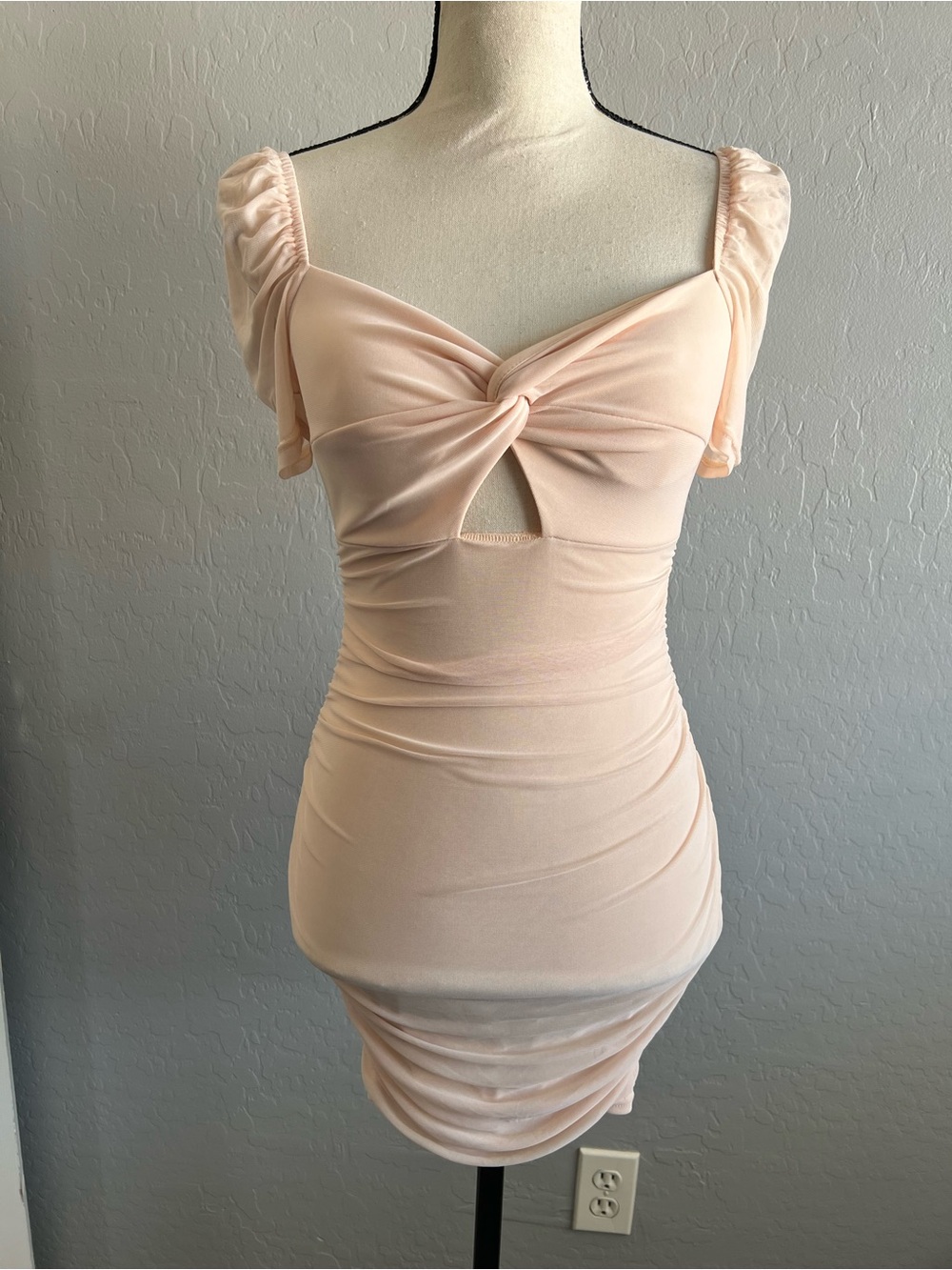 Privy Blush Pink Twist Front Bodycon Dress